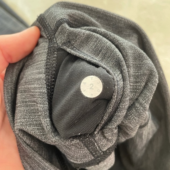 Wunder Under Heathered Gray Size 2 lululemon - Picture 5 of 5